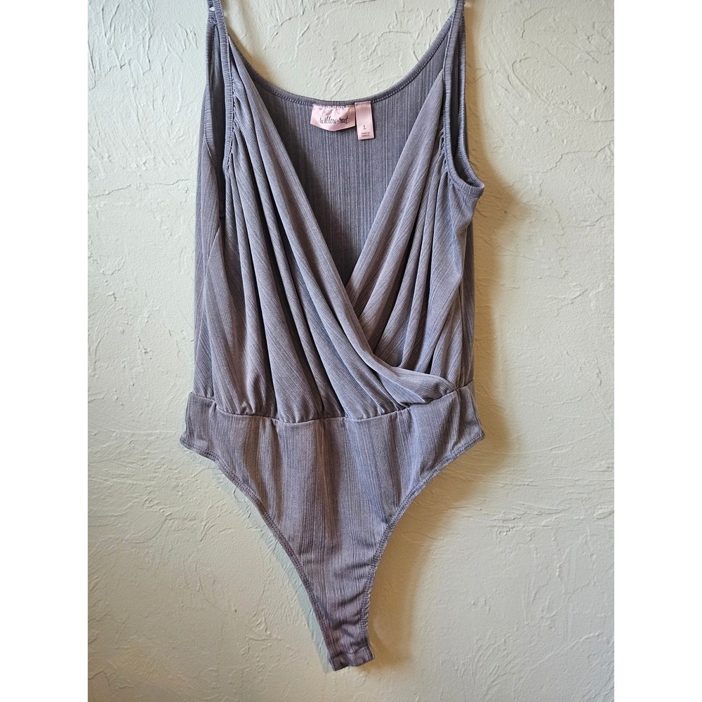 Willow Root Gray Ribbed Surplice V Neck Spaghetti Strap Thong Bodysuit L